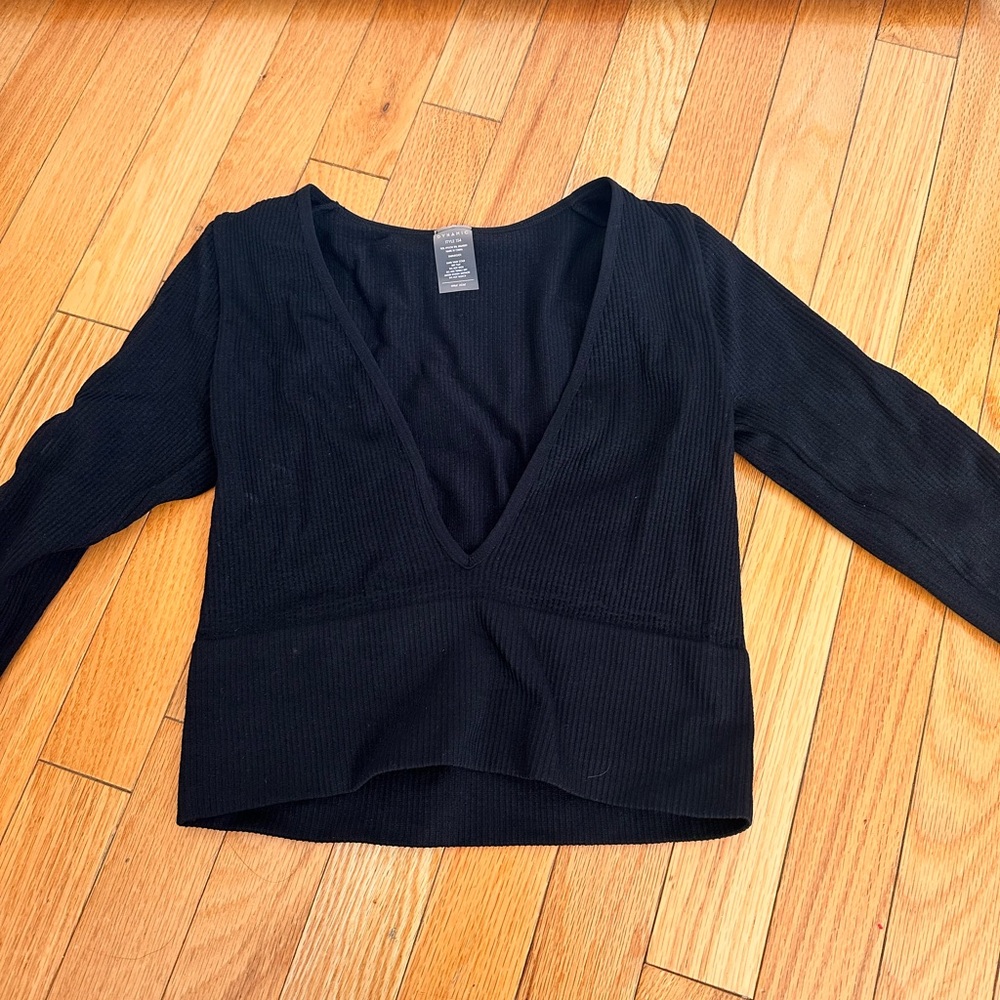 DYNAMIC WOMANS RIBBED FITTED TOP ONE SIZE